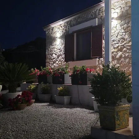 Villa Ruya *